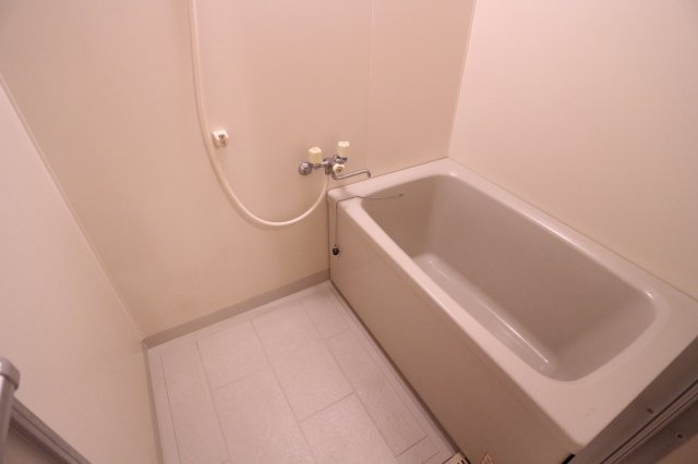 マッティーナ神戸壱番館の浴室