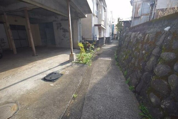【前面道路含む現地写真】 | 東伊豆町稲取　戸建