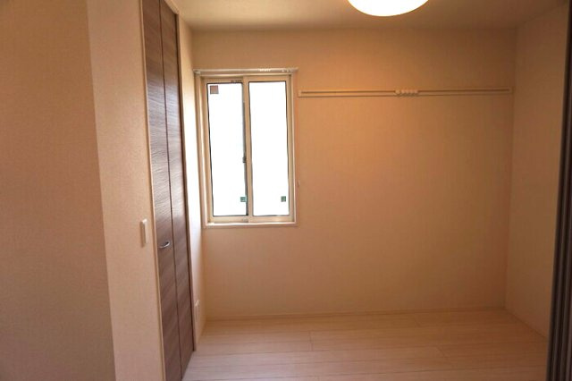 RESIDENCE高茶屋　Aの寝室