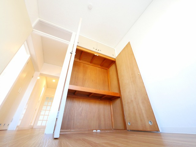 ルノアス富雄の収納