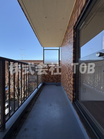 【バルコニー】 | テラス浜田山ガーデニア | LDK13帖　バルコニー※クリーニング完了前※