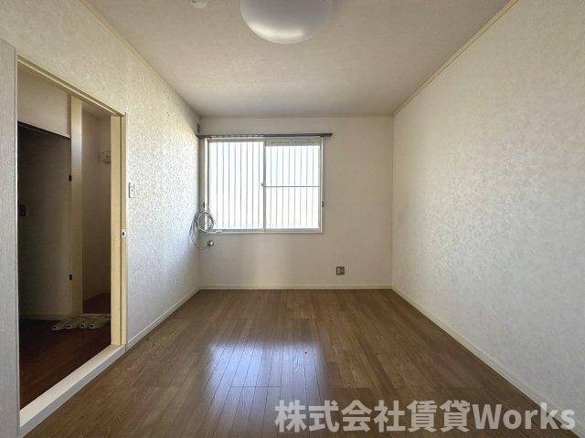 眉山ハイツの居間・リビング|リビングです