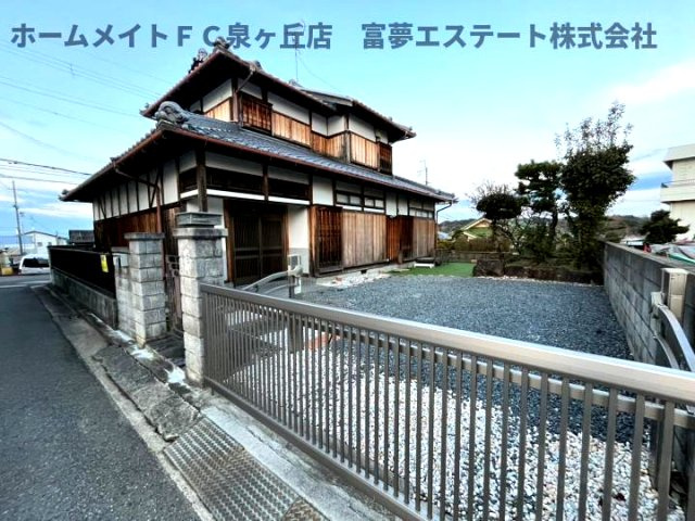 大庭寺戸建のエントランス