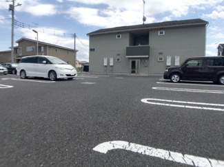 【駐車場】