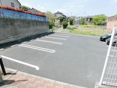【駐車場】 | プリムローズⅢ