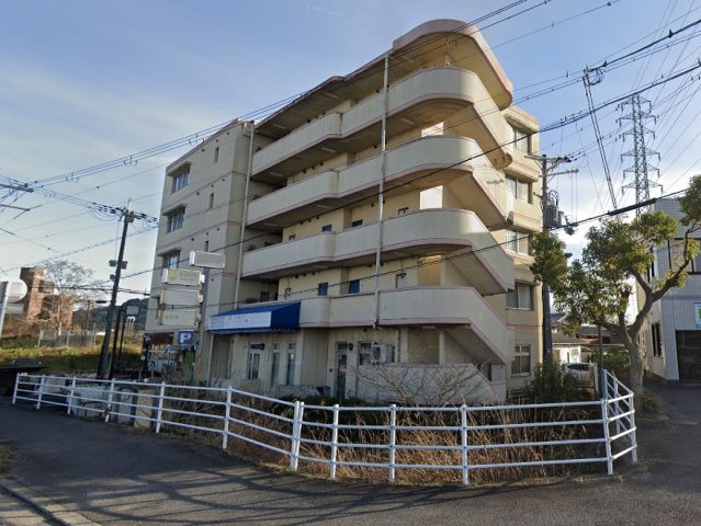 栗東市上鈎の店舗事務所の外観|外はこのようになっています