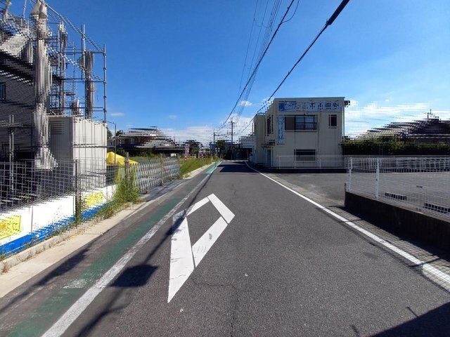 野洲市比留田　4号地の前面道路含む現地写真