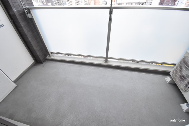 アドバンス新大阪5　仲介手数料無料のバルコニー