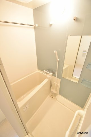 アドバンス新大阪5　仲介手数料無料の浴室