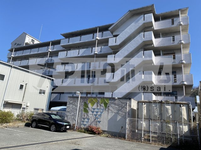 ルネアルマーニ