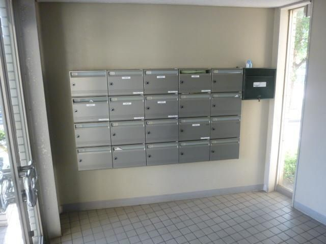 ハイツサンライズのエントランス