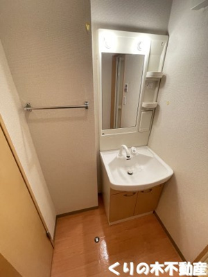 【洗面所】 | 昴一番館 | 同タイプのお部屋の写真です（現況を優先致します）