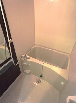 【浴室】 | リブリ・ル・シャドール