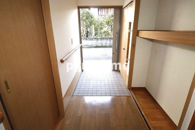 フィネス葛島の玄関|ゆったりとした玄関です