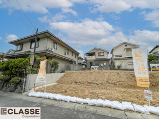 【前面道路含む現地写真】 | 城陽市寺田尼塚　C号地　売土地　建築条件付き