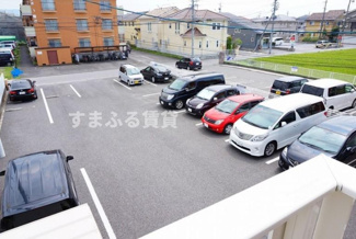 【駐車場】