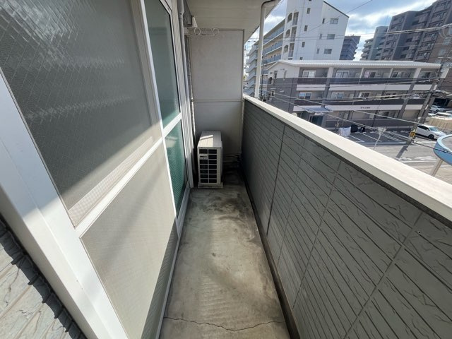 リッチウォーク市役所前Ａ棟のバルコニー