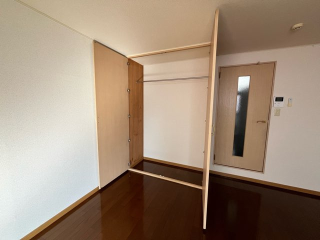 リッチウォーク市役所前Ａ棟の収納