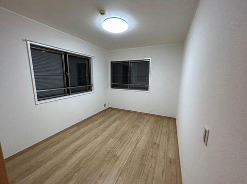 【洋室】 | 【仲介手数料０円】茅ヶ崎市美住町　中古一戸建て | 【仲介手数料０円】茅ヶ崎市美住町　中古一戸建て