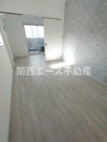  | AELL OSAKA EAST