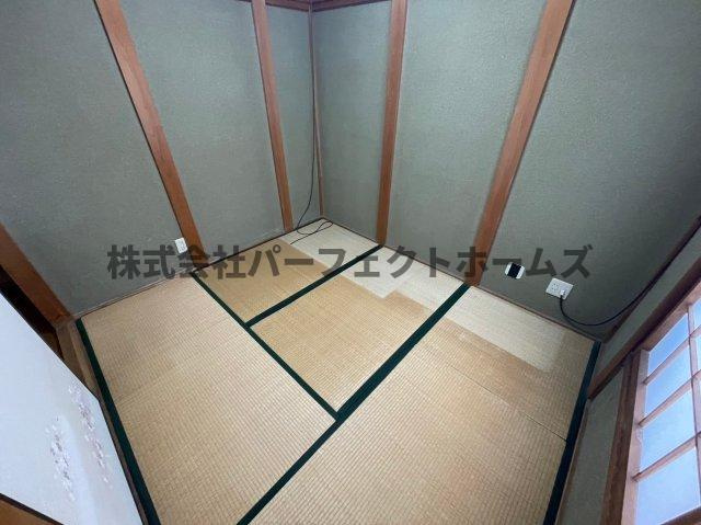 点野5丁目戸建 賃貸の和室|和室ならではの温かな和の空間で寛ぎの時間を過ごせます