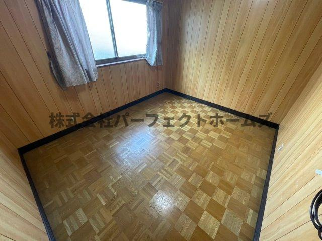 点野5丁目戸建 賃貸の内装|明るい室内です