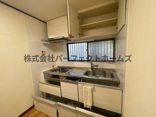 点野5丁目戸建 賃貸のキッチン|お料理しやすいキッチンです