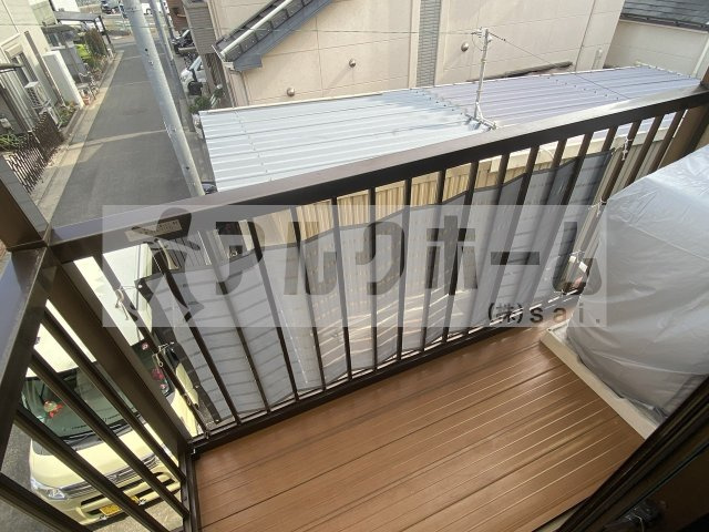 ウエストシャトー1のバルコニー