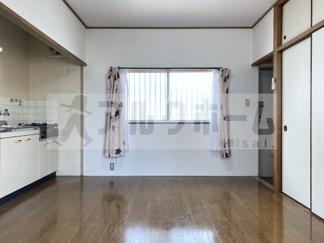 ウエストシャトー1の居間・リビング