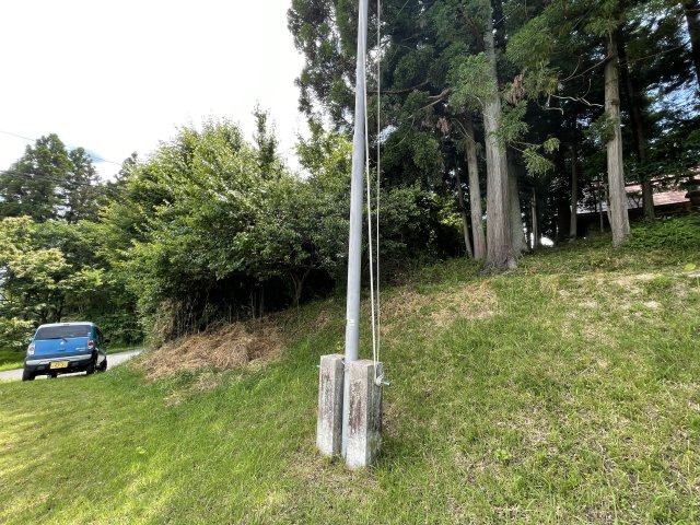 西田町芹沢字妻　土地の周辺