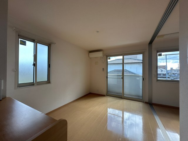 シロフィーマ　メゾン　Ｂ棟の居間・リビング