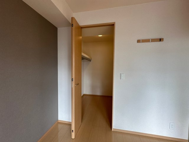 シロフィーマ　メゾン　Ｂ棟の収納