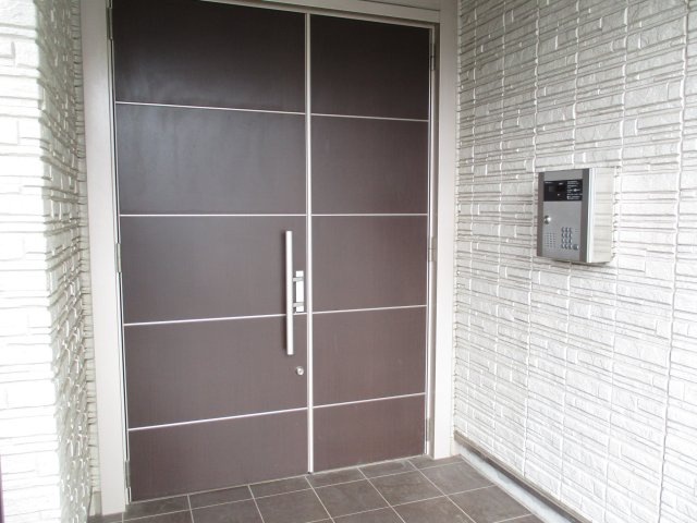 ピュイシュールのエントランス