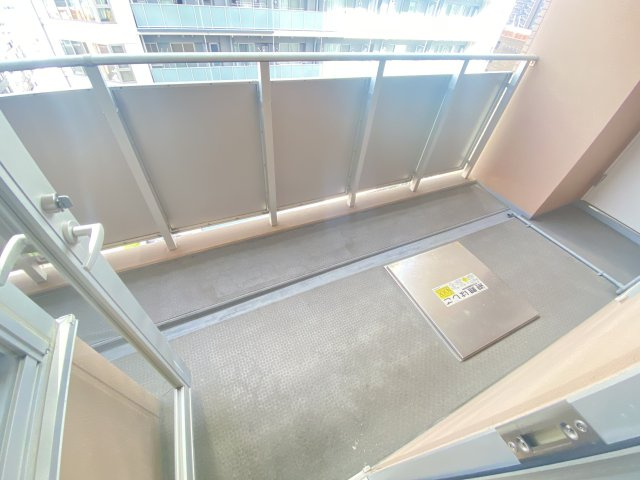【バルコニー】 | クロスレジデンス大阪新町