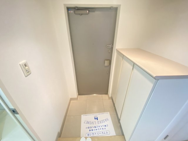 【玄関】 | クロスレジデンス大阪新町