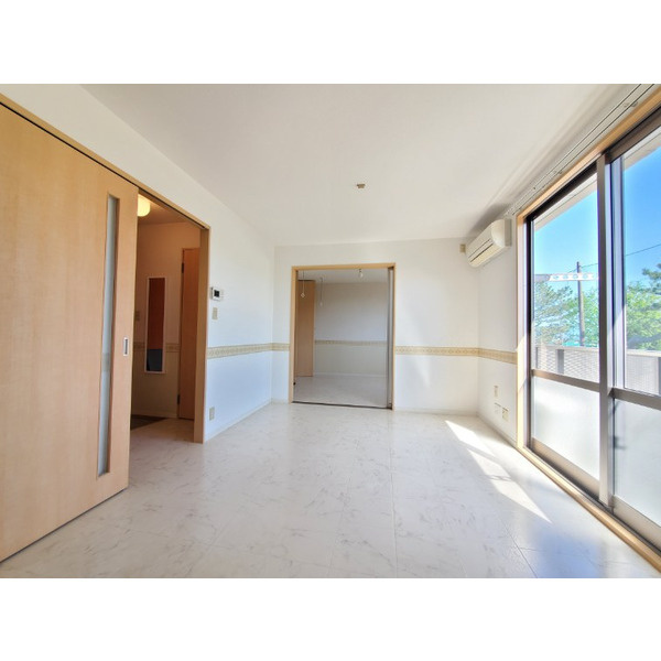 メゾン ドリーム【キャンペーン対象物件】の洋室|ゆったりした洋室です