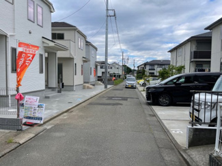 【前面道路含む現地写真】 | 前面道路