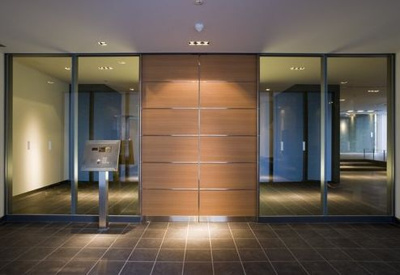 【エントランス】 | クロスレジデンス大阪新町