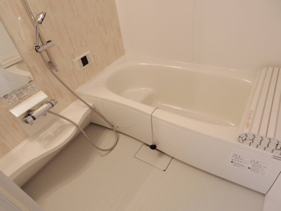 【浴室】 | ラウレアコート | 1坪タイプユニットバス（追焚給湯器・暖房機能付き浴室乾燥機付き）