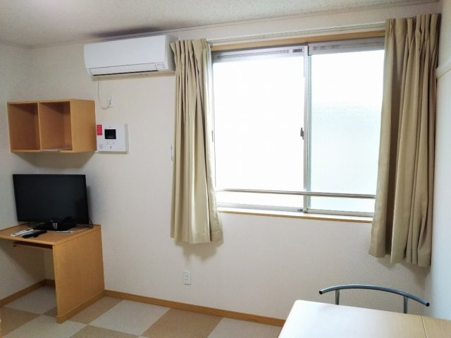 レオネクスト下妻アイビーシーの居間・リビング