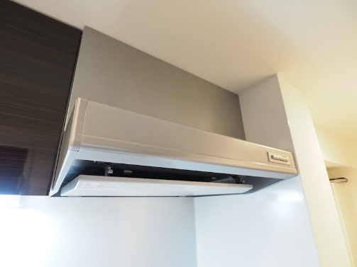 ボタン式換気扇付き★