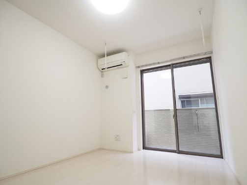 白基調の綺麗な部屋です★