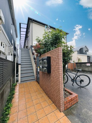 【エントランス】 | パティオ | 月額管理料無料！賃貸管理はアブレイズパートナーズにお任せを！