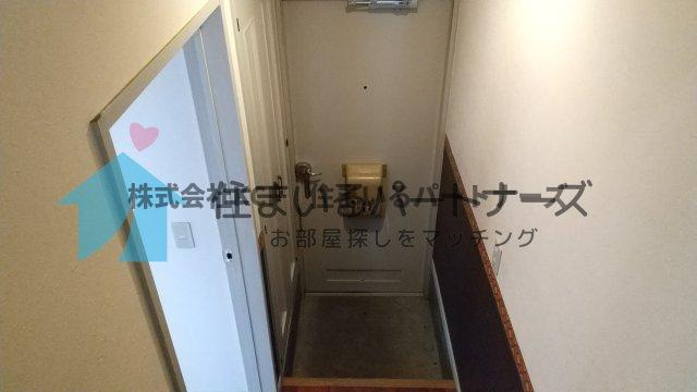 国分ガーデンハイツG棟の玄関|きれいな玄関です