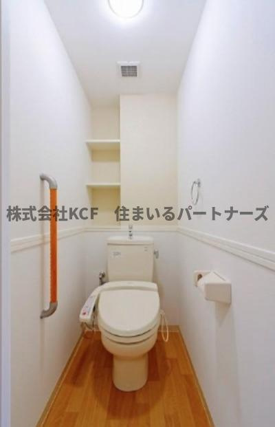 グランベールさくら小路のトイレ|コンパクトで使いやすいトイレです