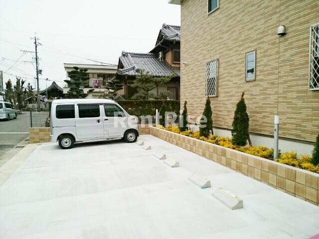 プリムローズの駐車場|駐車場