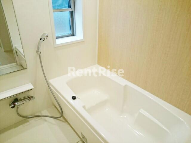 プリムローズの浴室|バス