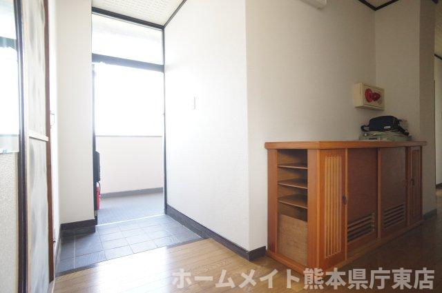 ブリリアントハイツの玄関