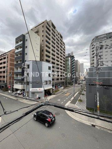 隆勝ビルの駐車場|車をお持ちの方に嬉しい駐車場付きの物件です