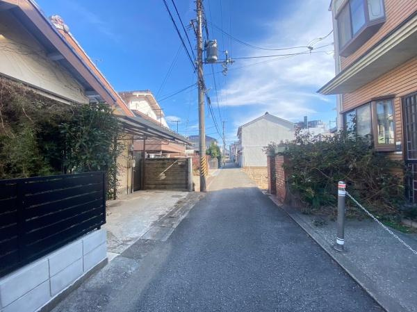 和歌山市小松原5丁目　土地の前面道路含む現地写真